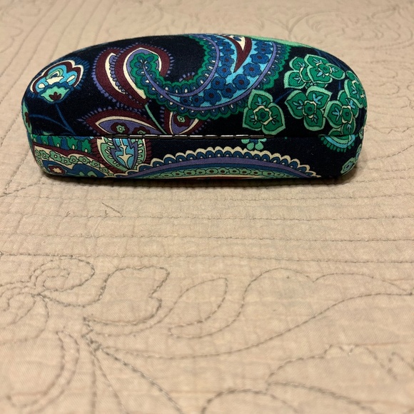 Vera Bradley Clamshell Hard  Glasses Case - Picture 3 of 6